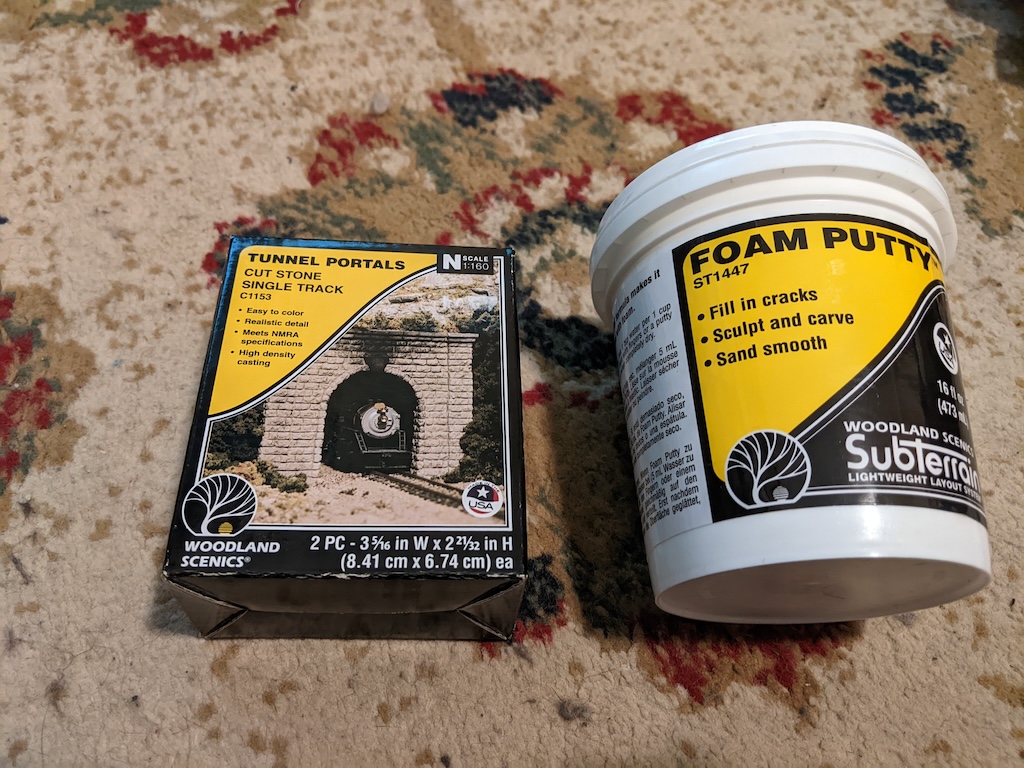 Tunnel facing and foam putty